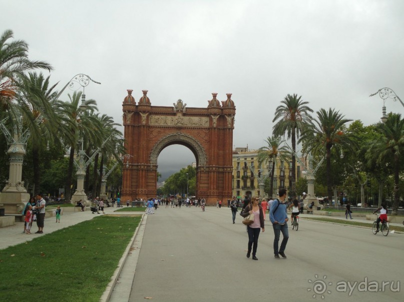 Общение на испанском с немцами в Барселоне и музыка от Роджера Санчеса