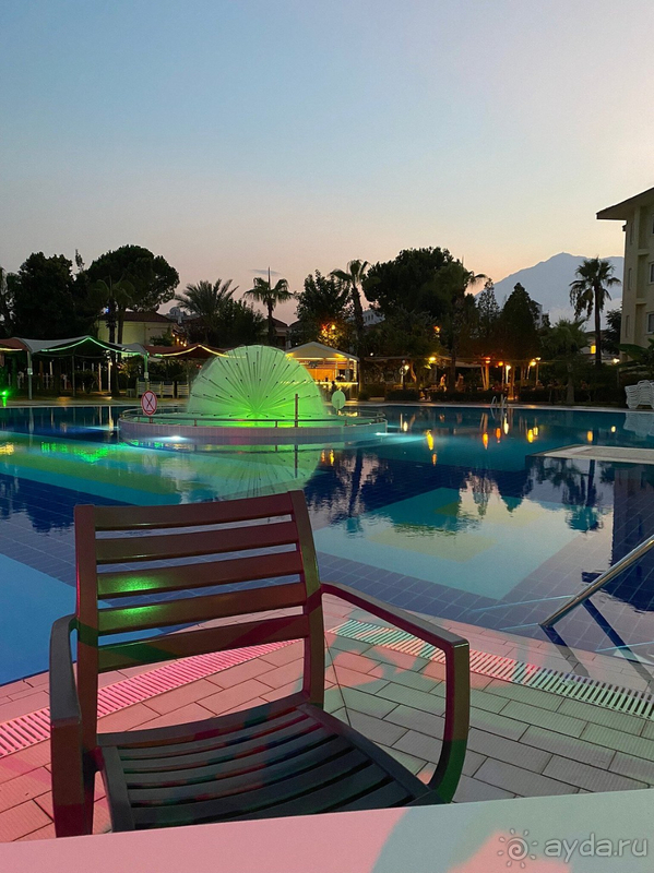 Нам понравился отель Queen's Park Le Jardin Resort! 