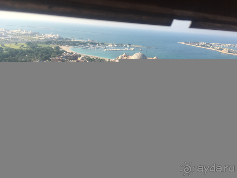 Почувствуй себя Шейхом во дворце с маленьким пляжем