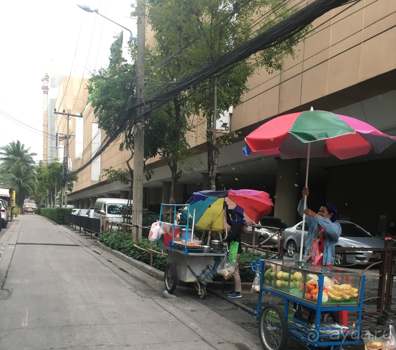 Бароны и баронессы, приятного отдыха!