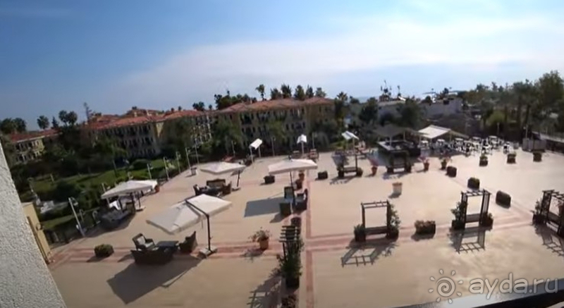 Наш шикарный отдых ничем не испортишь.