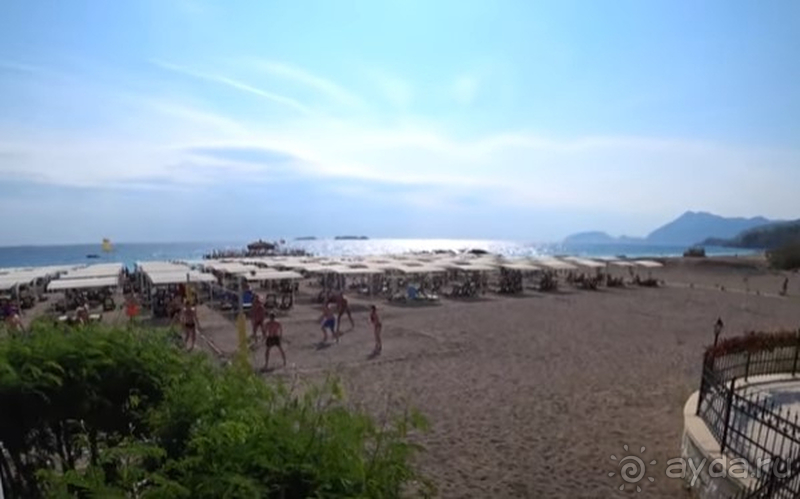 Наш шикарный отдых ничем не испортишь.