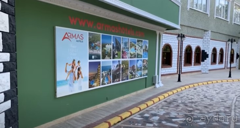 Отель по-домашнему уютный, и детям есть чем заняться.