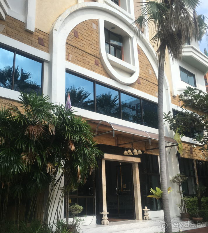 В страну улыбок только с улыбкой!