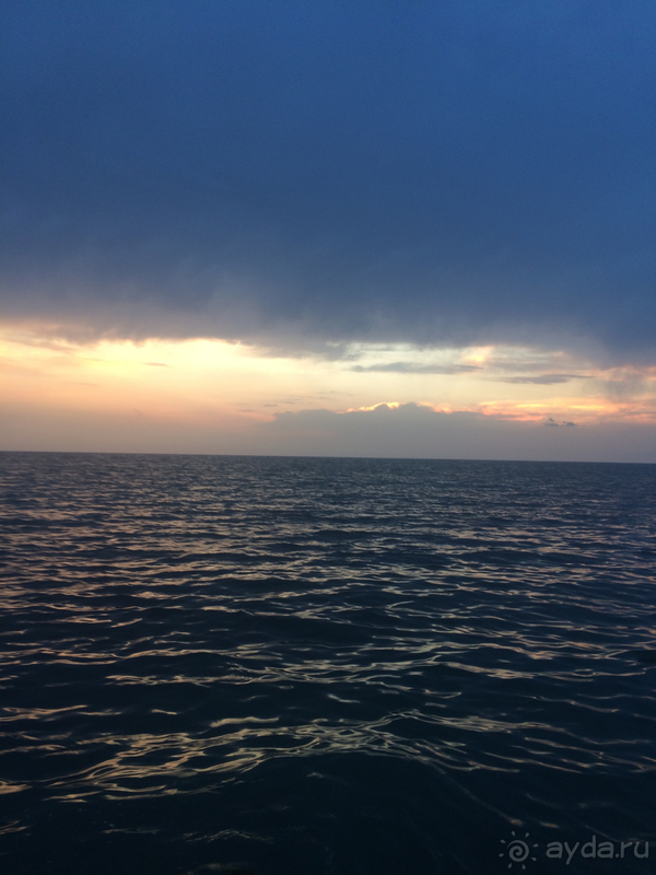  Под шум прибоя