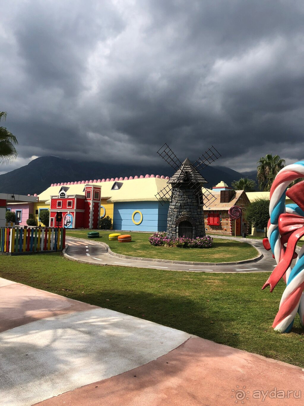 Хорошая пятёрка, но есть и минусы