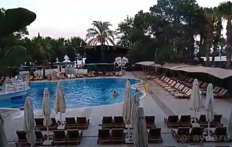 Всё удобно в отеле, внутри  и вокруг него.