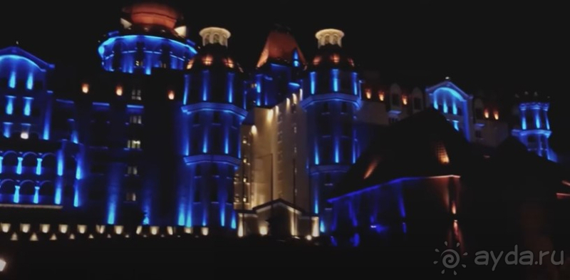 Замок! И в восторге не только дети!