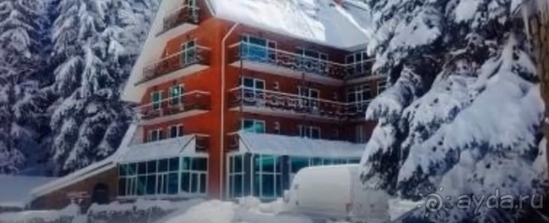 Бюджетно, но и в остальном очень среднее всё