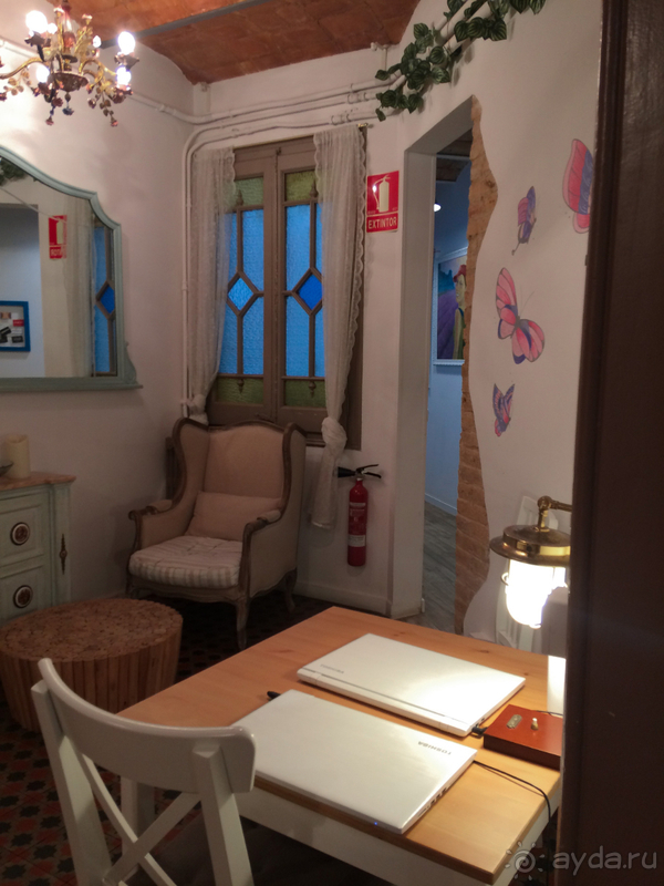 Потрясающий хостел в самом центре Барселоны! 