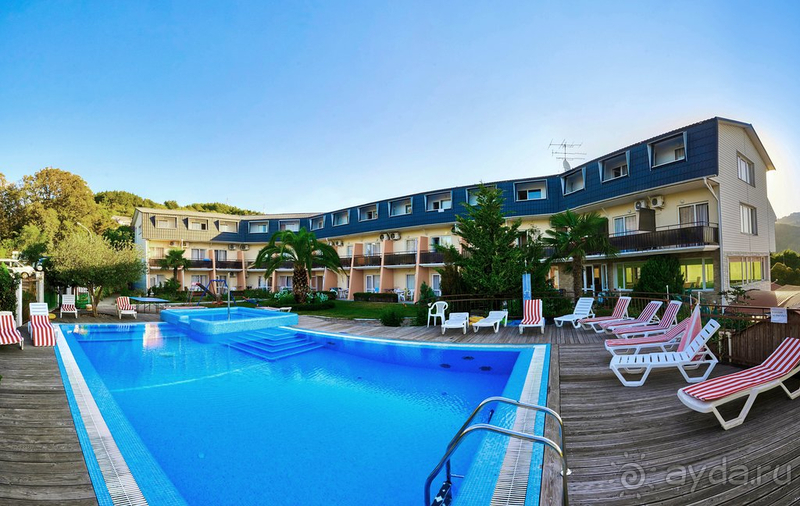 Waterloo - бюджетная 3* в Лоо