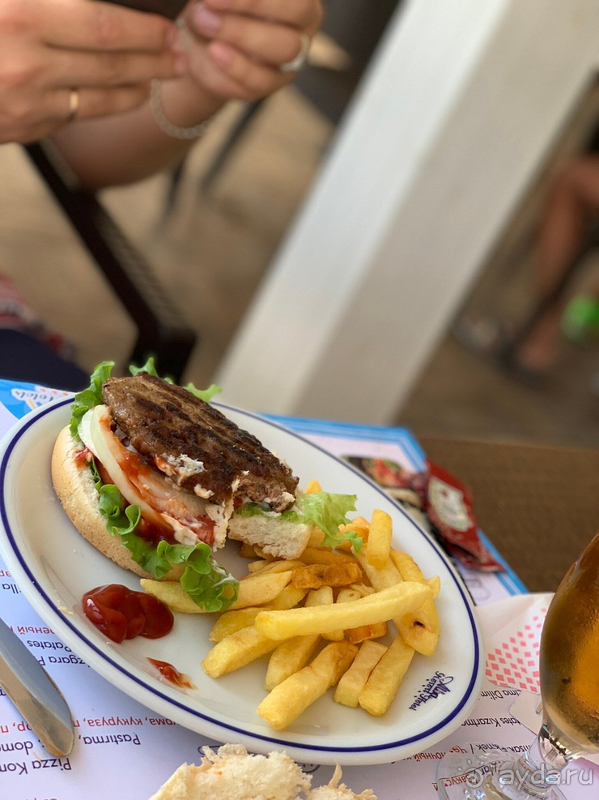 Порекомендовала бы я его своим друзьям ? Наверное нет