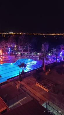 Нормальный бюджетный отель.