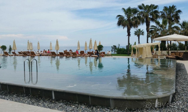 Использовали возможность, пока Турция открыта, и полетели отдыхать в Клаб Мед Пальмие в Кемере. 