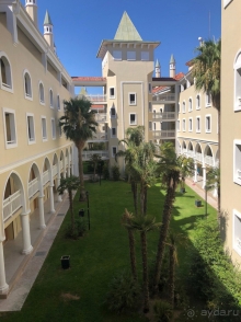 Настоящая пятерка, практически без минусов.