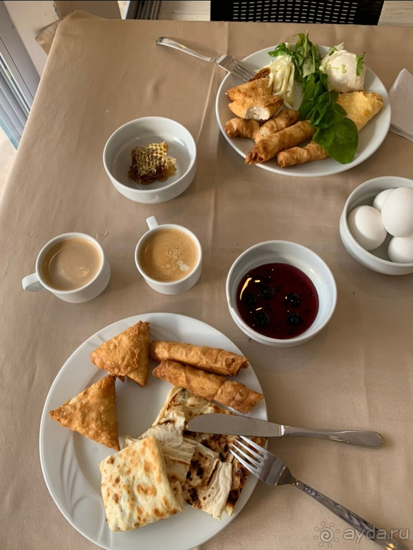 Это конечно совсем не 4 звёзды. Очень слабая тройка. 