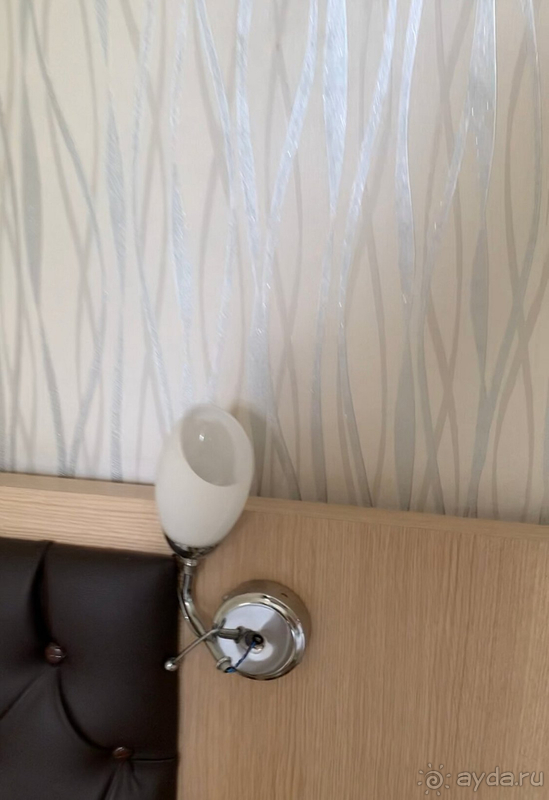 Это конечно совсем не 4 звёзды. Очень слабая тройка. 