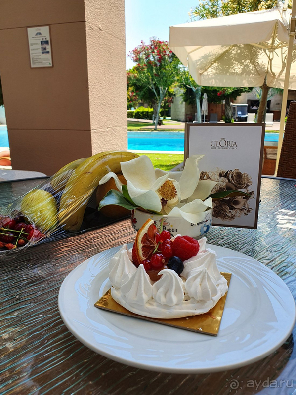 Наш отдых начинался с " А Вам не сказали, Ваш отель закрыли и бронь перенесли в Serenity🙈."