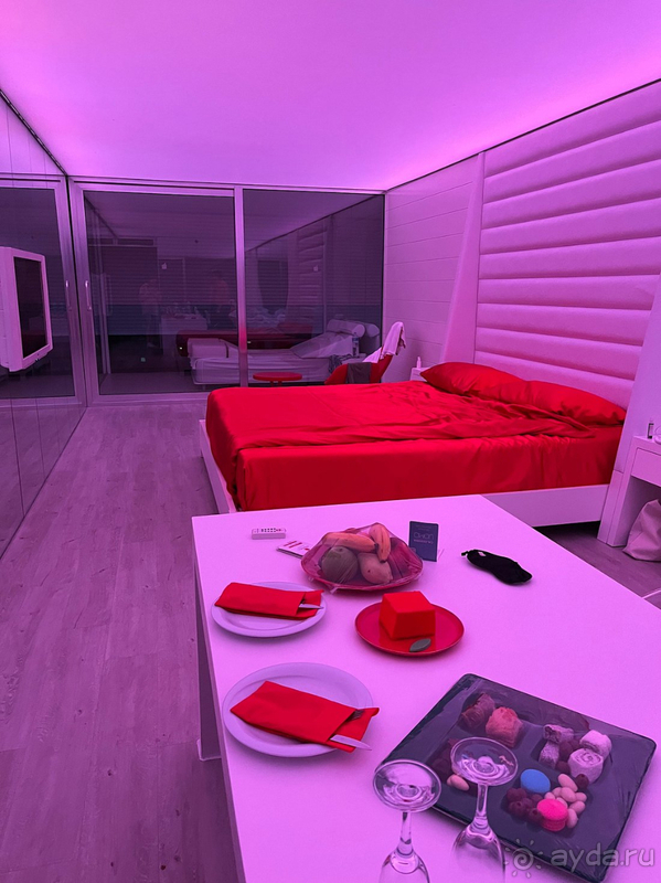 Необычный отель 🏨 есть свои плюсы и минусы