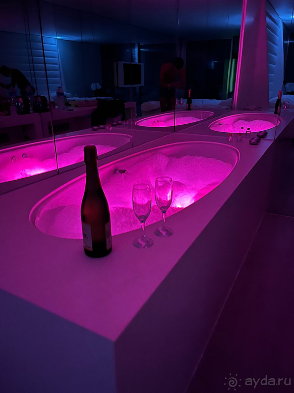 Необычный отель 🏨 есть свои плюсы и минусы