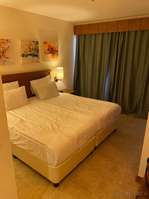 Старенький отель