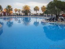 вид на бассейн