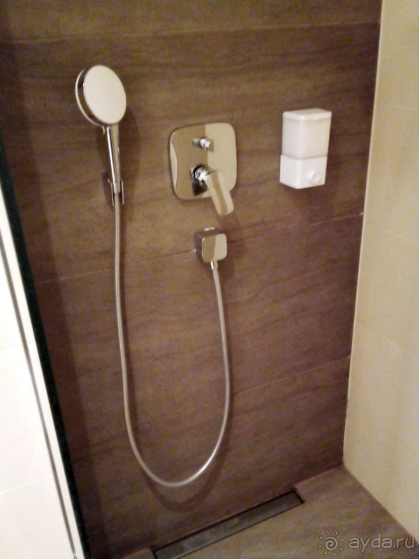 Хороший отель, соответствует своим четырем звездам