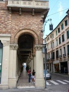 неожиданный Тревизо, называют его маленькой Венецией