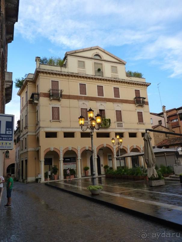 неожиданный Тревизо, называют его маленькой Венецией