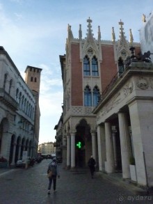 Перед Рождеством отдых на термальном курорте. Прогулка по Падуе. 