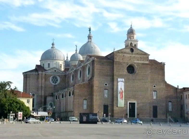 Перед Рождеством отдых на термальном курорте. Прогулка по Падуе. 