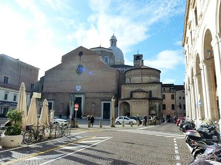 Перед Рождеством отдых на термальном курорте. Прогулка по Падуе. 