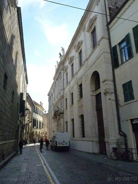 Перед Рождеством отдых на термальном курорте. Прогулка по Падуе. 