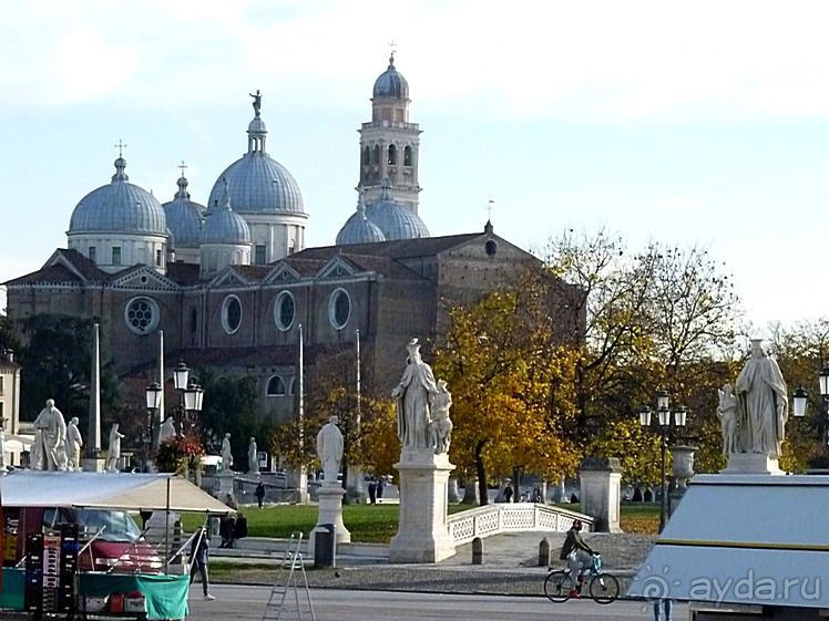 Перед Рождеством отдых на термальном курорте. Прогулка по Падуе. 