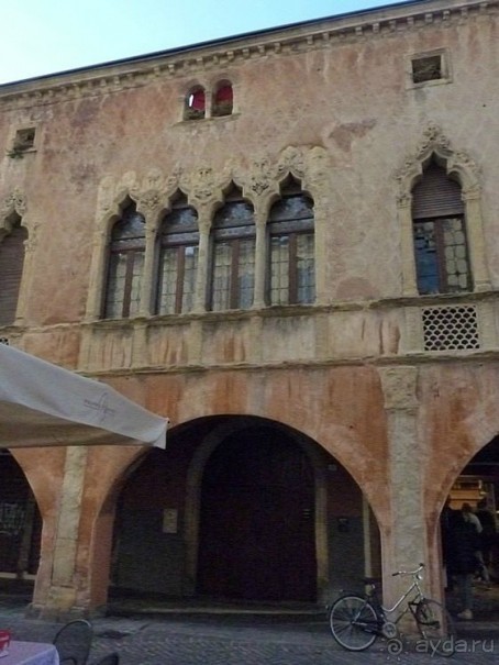 Перед Рождеством отдых на термальном курорте. Прогулка по Падуе. 