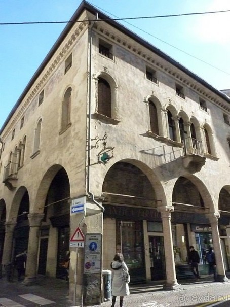 Перед Рождеством отдых на термальном курорте. Прогулка по Падуе. 