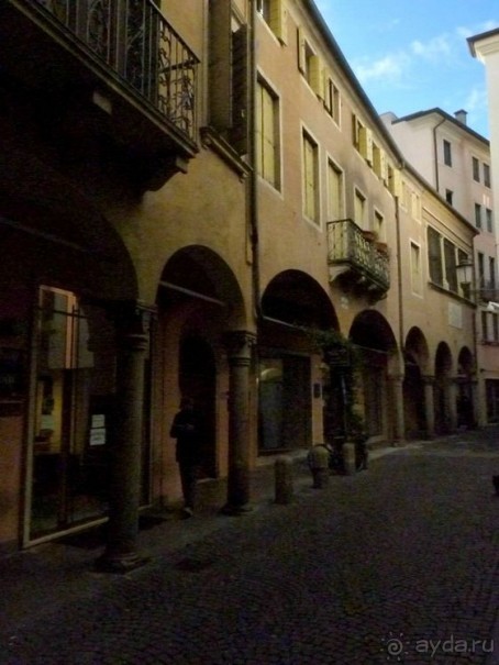 Перед Рождеством отдых на термальном курорте. Прогулка по Падуе. 