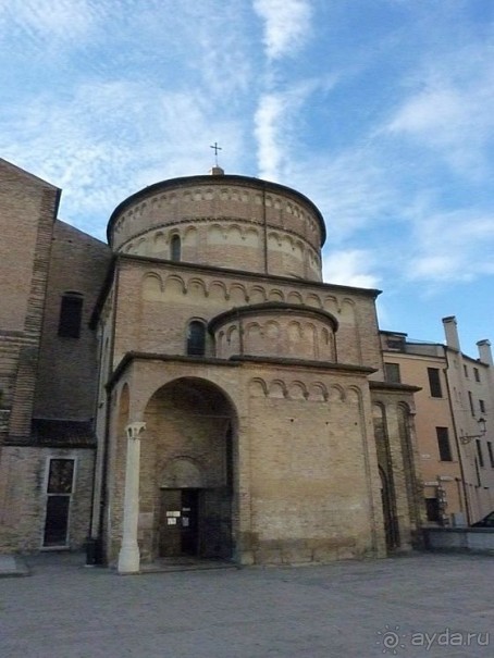 Перед Рождеством отдых на термальном курорте. Прогулка по Падуе. 