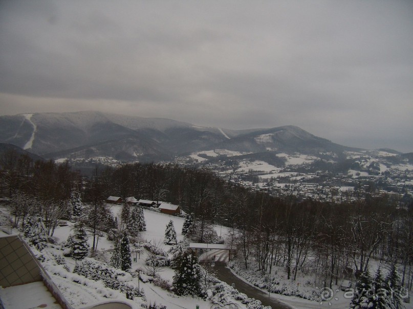 Почему-бы не побывать в Польше?  Рождественская ярмарка в Кракове и отдых в Бескидах.