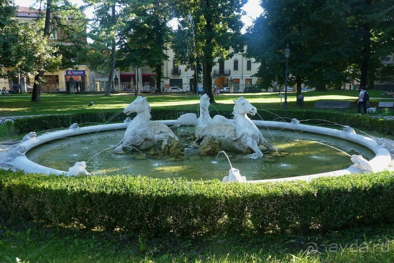 Часть 3. А впереди еще Италия и др. 