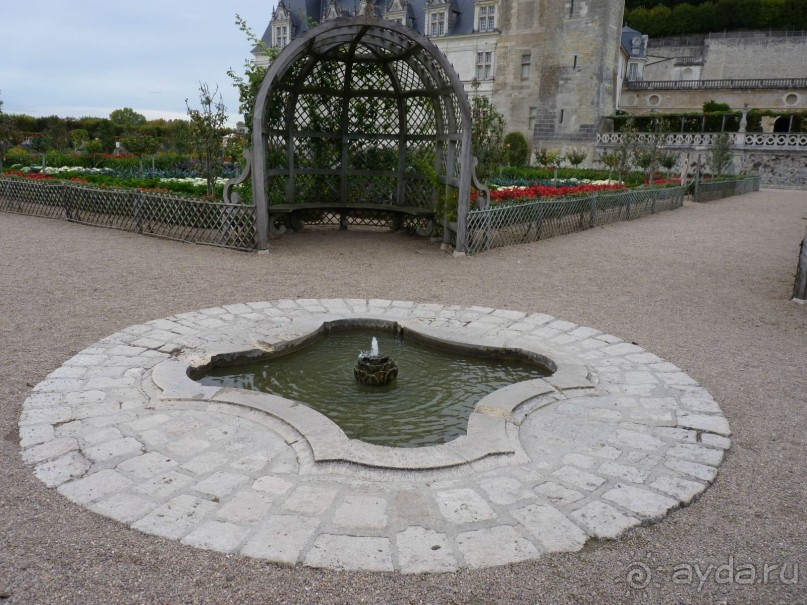 По садам и замкам большой компанией или какими могут быть парки