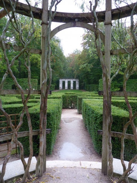 По садам и замкам большой компанией или какими могут быть парки