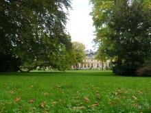 По Садам и Замкам большой компанией