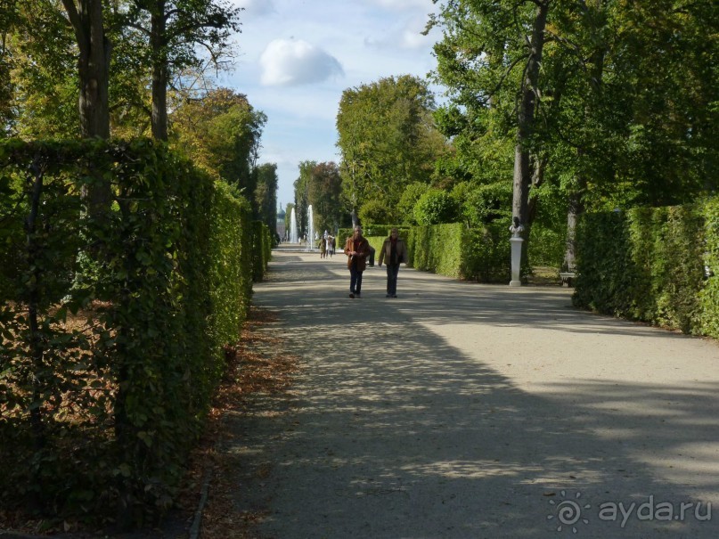 По Садам и Замкам большой компанией