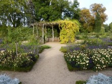 По Садам и Замкам большой компанией