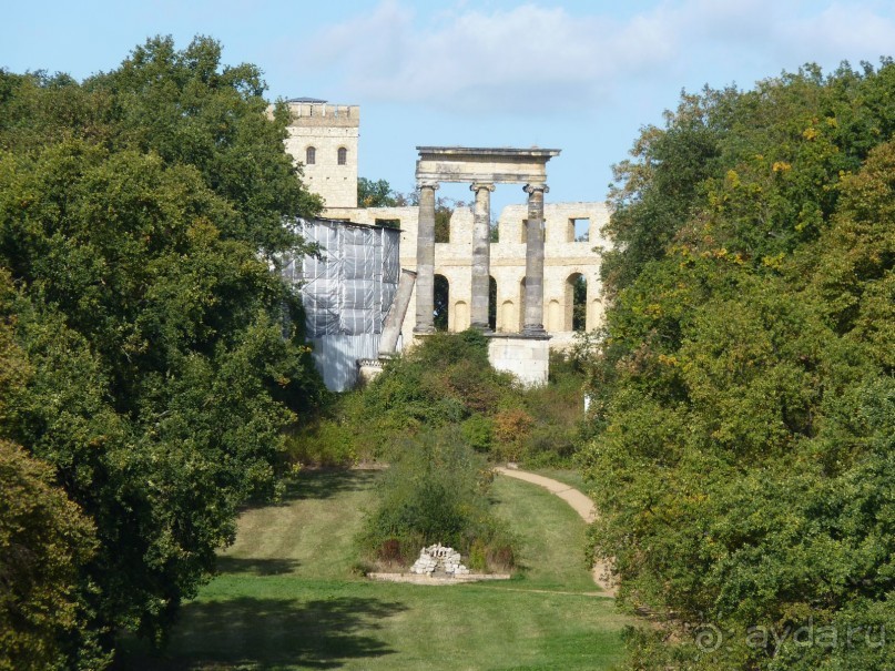 По Садам и Замкам большой компанией
