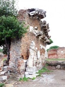 Путешествие перед Рождеством, на поезде из Москвы в Рим и далее с остановками....  четыре дня в Риме
