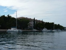 Бриуны! А что это за штучка....