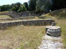 Бриуны! А что это за штучка....