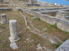 Бриуны! А что это за штучка....